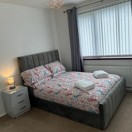 Lovely 3 Bedroom House Close To City Centre Peterlee Eksteriør billede