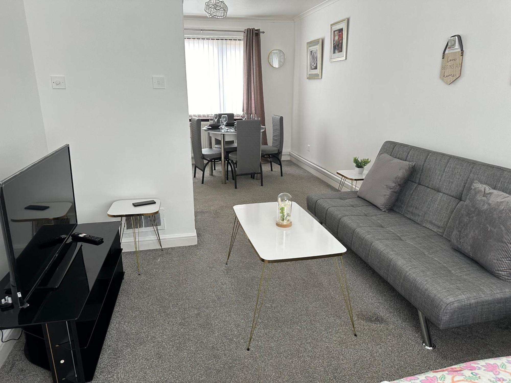 Lovely 3 Bedroom House Close To City Centre Peterlee Eksteriør billede